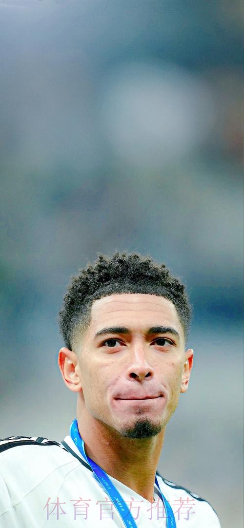 皇马为贝林厄姆提供1800万欧年薪 并向他保证出场 皇马为贝林厄姆提供1800万欧年薪 并向他保证出场