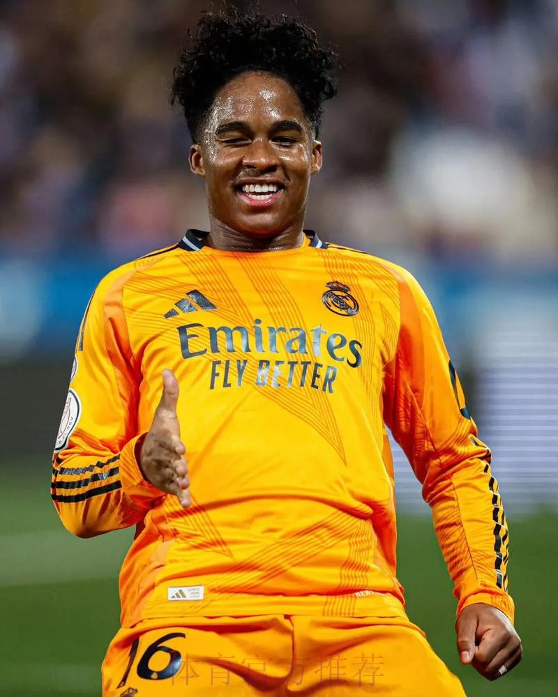 1进球+6关键传球!魔笛当选皇马vs赫罗纳全场最佳 1进球+6关键传球!魔笛当选皇马vs赫罗纳全场最佳